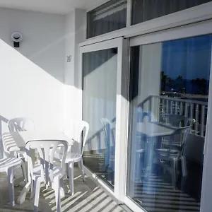 https://las-vistas-247-puerto-del-carmen.puertodelcarmen-hotels.org